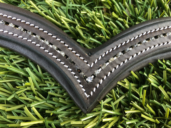 Small Diamond Padded V-Shape Browband